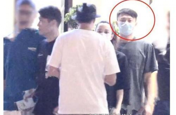 印小天与李晨深夜聚会，“插刀门”8年后，印小天如今怎么样了