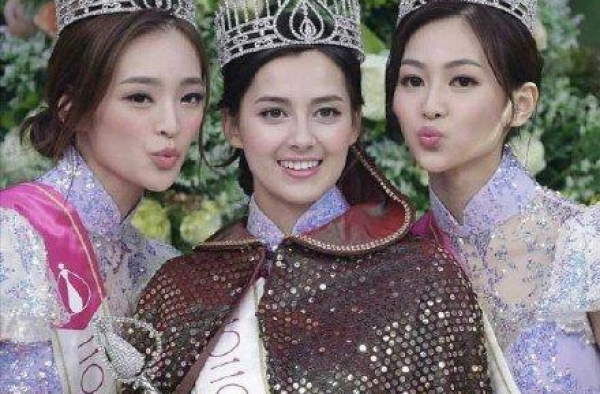 为嫁千亿富豪隐忍25年，后8年生4胎暗藏心机，徐子淇真不简单