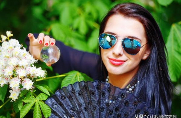 某女星出轨离婚后再婚生子，孕期对方出轨，又带着孩子与前夫复婚