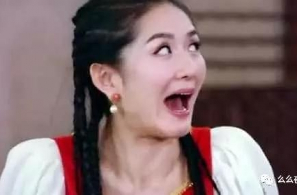 5位明星的尴尬瞬间：郑恺放屁不算啥，萨顶顶才叫真正的尴尬