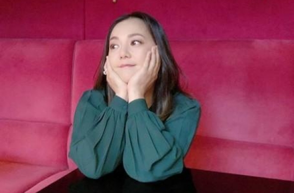 日歌坛天后宣布与合作21年公司解约！知情人曝：是被开除的