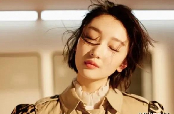 鹿晗关晓彤马上官宣？周冬雨baby互撕？文章新女友？