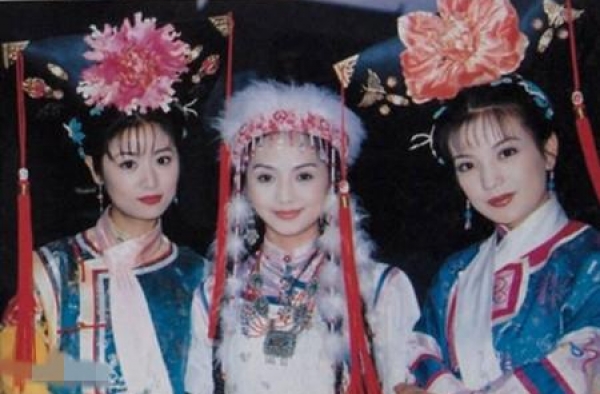 香妃刘丹生前采访花絮，说话俏皮可爱，夸皇阿玛爱请吃煎饼果子