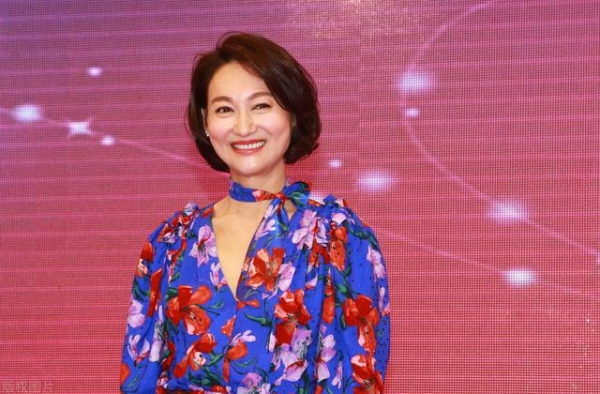 出身贵族慈禧后人，却行乞十年，年过60依然单身，她经历了什么