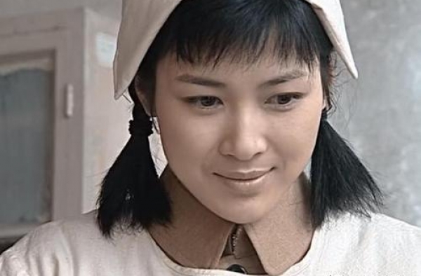 亮剑：同样是泥腿子出身，田雨父亲看不起李云龙，为何欣赏丁伟？