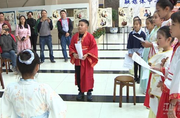 江山信息网丨儿童古装系列剧《中华小明星》在江选拔小演员