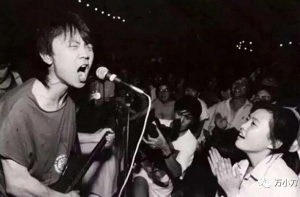 “内地音乐教父”的风流史
