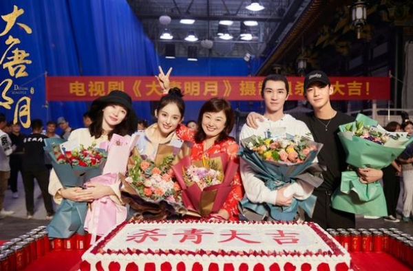 《大唐明月》杀青后，首次晒出演员剧照，我被男二女二圈粉了