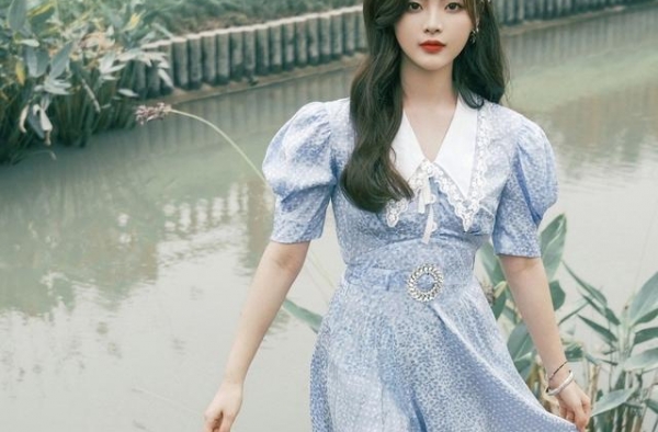 杨超越说出年轻人的心声，还好奇吴昕有没有谈过恋爱！被吴昕怒怼