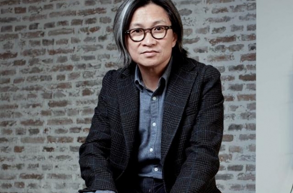 《夺冠》口碑爆棚，那英梁静感动得不行，网友喊话陈可辛报销纸巾
