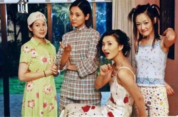 再看《粉红女郎》，男人婆才是最美的，颜值比万人迷还要高