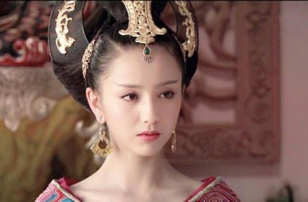 佟丽娅再次出演古代美人西施，你觉得她最好看的一个古装造型是谁