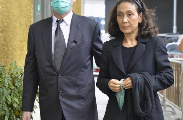 赌王女儿何超贤出手，将何超琼等人告上法庭，财产争夺战再打响