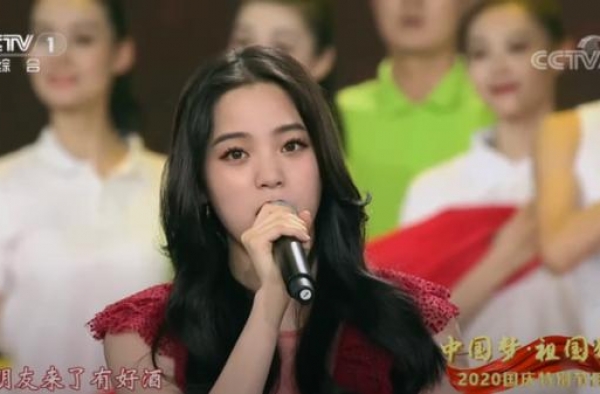 “欧阳娜娜们”错了吗？