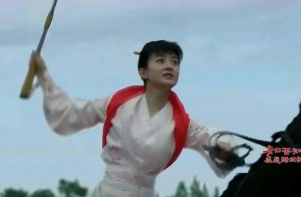看《知否》明兰夫妻对战国舅夫妻打马球，看到了女人最可爱之处