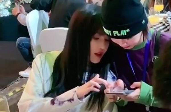 赵本山女儿大变脸，如今神似李小璐，被嘲同一家医院整的吧