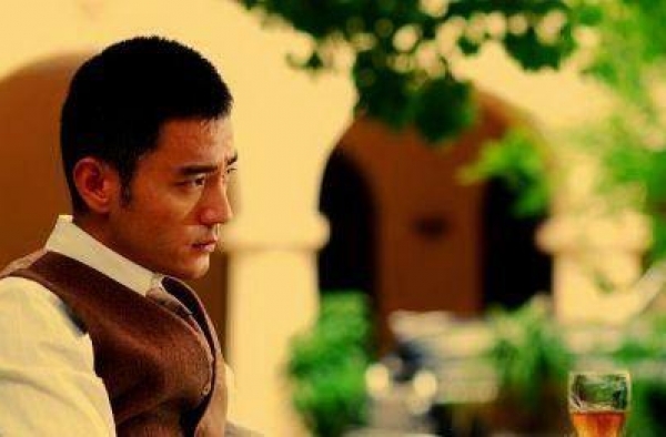 李光洁、万茜主演谍战剧:揭露真相不畏邪恶，以笔做枪浴血记者