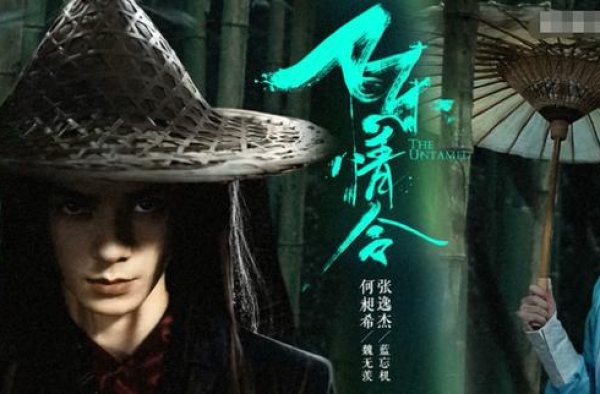 66岁李成儒多有钱？四合院紧挨故宫，古董价值上亿，曾挥金如土