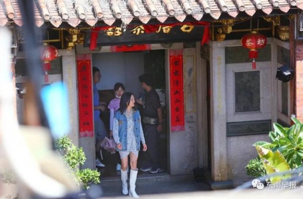 刚刚！知名女星现身泉州街头！和她偶遇了吗？