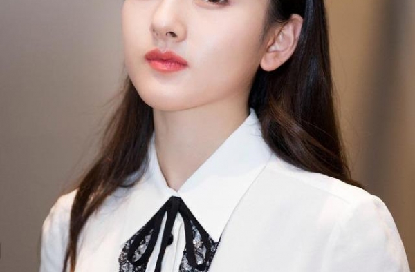 关晓彤，杨紫，宋祖儿，古力娜扎等当红小花，竟然都没有代表作？