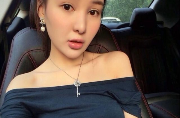 ＂大明星＂郭美美＂面目全非＂，死性不改，还在网络上活跃