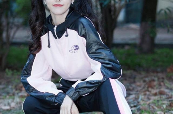 女星双马尾太心动，唐嫣鬼马鞠婧祎精致，看到杨超越：太可爱了