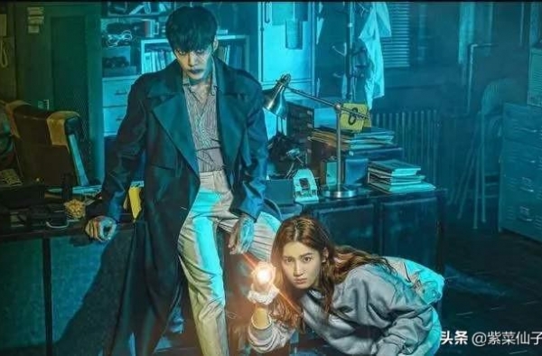 我被一个丧尸圈粉啦！他应该是2020年最励志的丧尸啦