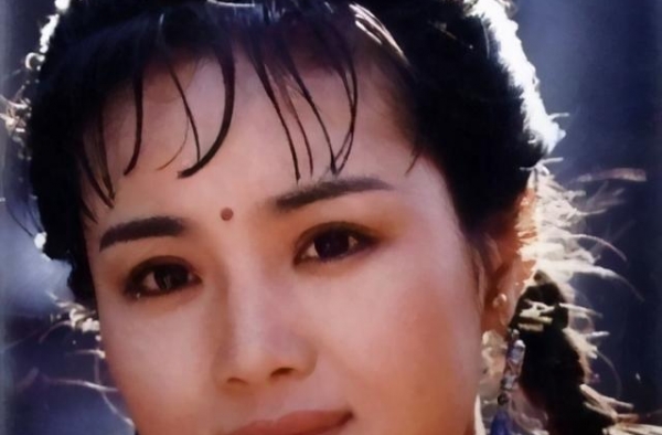 60后女艺人茹萍，一婚仅维系5年，二婚嫁刘之冰家庭幸福