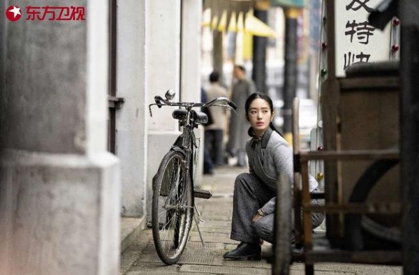 杨采钰《瞄准》表演受争议，回应：也是我经验不足