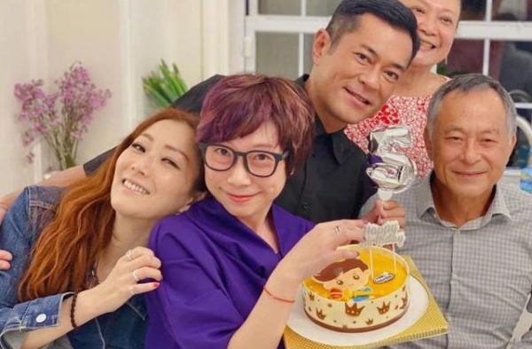 郑秀文晒与古天乐合照，庆祝他50大寿，网友：古天乐50了？