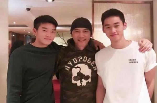 有种“人生赢家”叫林依轮，大儿子考世界名校，小儿子成超级男模