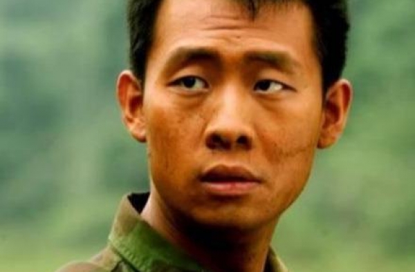 张译：今年为什么最火？曾被人骂惨，现又遭管虎、张艺谋哄抢！