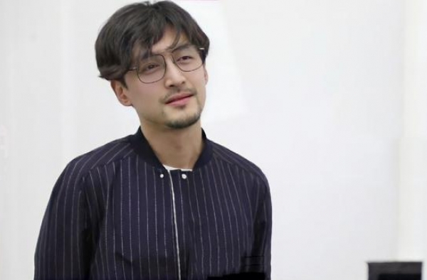 胡歌探班唐嫣，唐嫣上海话撒娇好嗲，网友：仙剑的记忆回来了