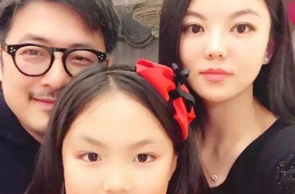 王岳伦退出李湘关联公司又传婚变？这出婚姻悬疑剧哪那么容易剧终