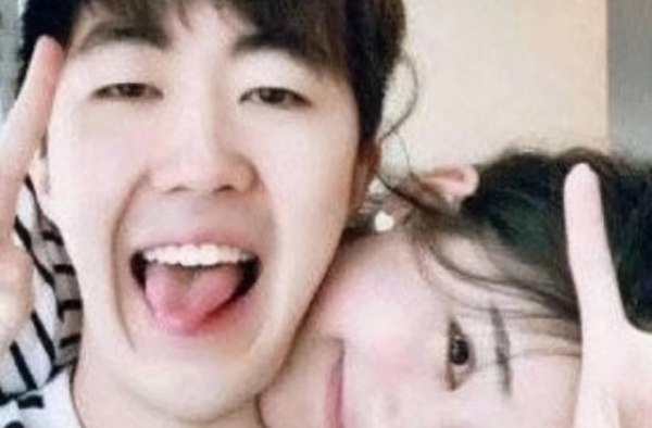 赵露思被爆未成年时和DJ前男友同居，私密照太甜，走红后分手