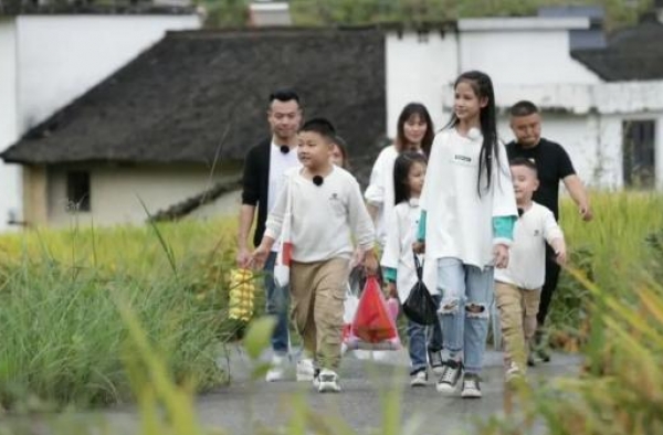 《谁知盘中餐》：新萌娃驾到，“萌”出新高度
