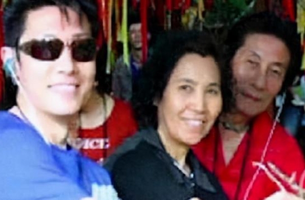 撒贝宁孩子出生时第一条微信曝光：妈妈你要当奶奶了！但再无回复