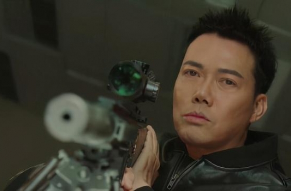 十级滤镜也难掩老态？45岁佘诗曼靠演技挽救：琼瑶式落泪获赞