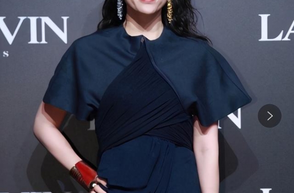生二胎的章子怡和没结婚的俞飞鸿