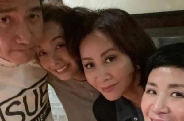 36年后韦小宝一家子再聚，梁朝伟他们当年好萌啊