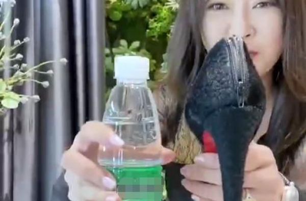 女主持人有多难？王小骞辞职央视后，自曝曾经工作不易