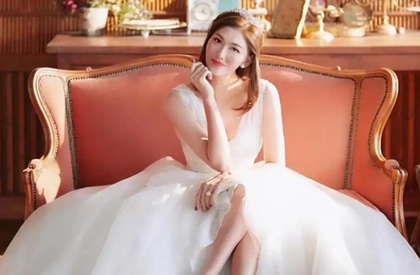 李彩桦惊爆离婚