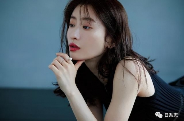 出道20年，凭借“附体式表演”，36岁的“心机女”终于火了