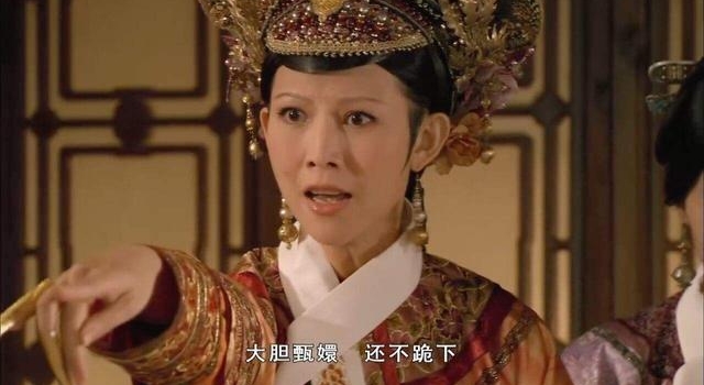 蔡少芬晒儿子庆生照，小鱼蛋五官像极了张晋，姐姐颜值没有妹妹高
