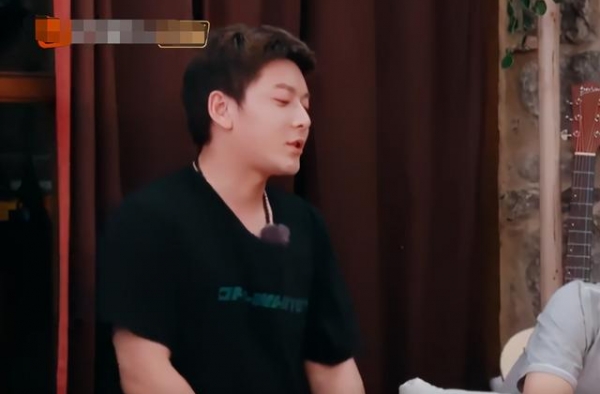 李易峰对金晨有意思？白敬亭买热搜营销？陈翔卖惨洗白？