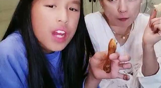 张庭11岁女儿被嘲笑长得丑，如今自信回应：我又不是靠脸吃饭的