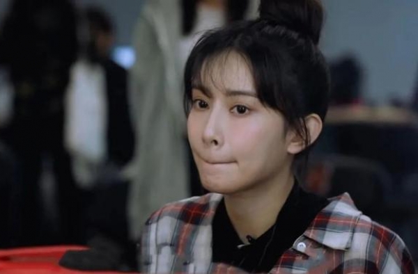 一场“改妆”罗生门！郭敬明于正被引出连环大戏，她黑红出圈了？