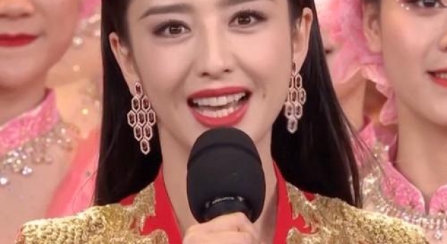 佟丽娅“天生苦相”为何却不影响美貌？其实苦相和凄美是有区别的