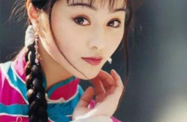 范冰冰新造型显臃肿，生图面容疲惫状态差，红毯女王去哪儿了？