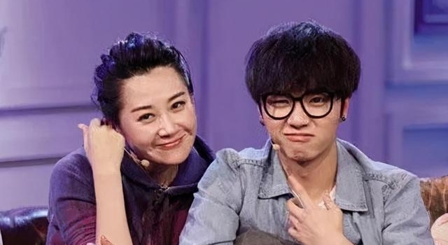 为什么现在越来越多人选择姐弟恋？原来，男人最吃女人这套